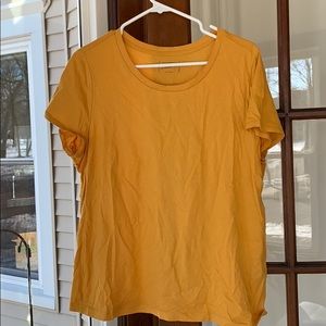 Mustard yellow Tee
